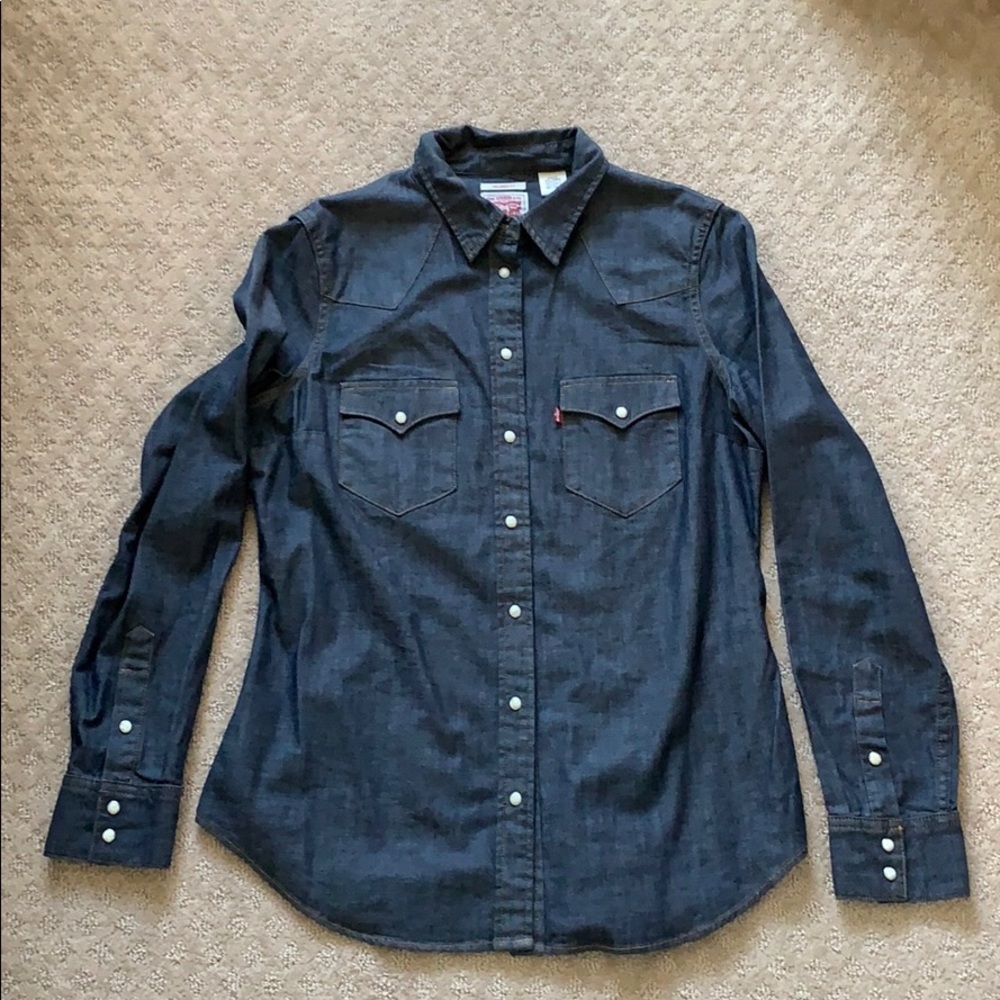 Fitted jean collared shirt